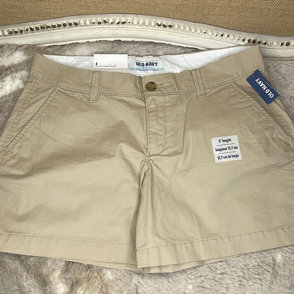 Old Navy•khaki•Shorts - Picture 3 of 10
